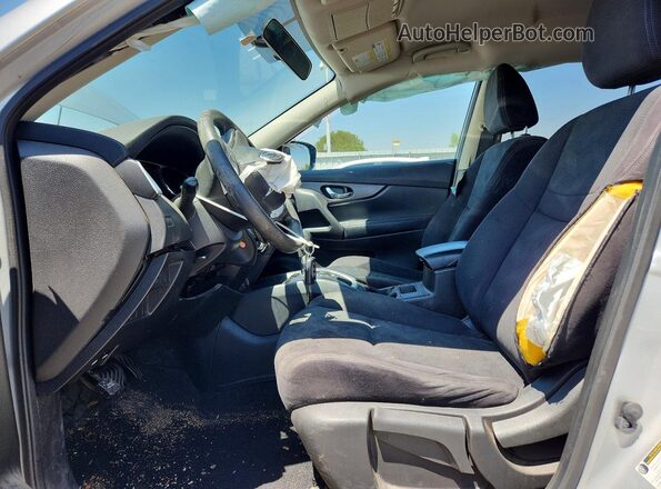 JN8AT2MT2GW015302 2016 NISSAN ROGUE Silver წინა სალონის ხედი