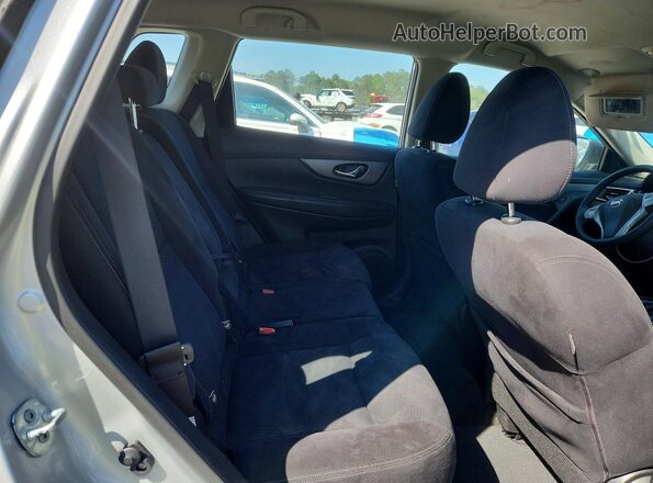 JN8AT2MT2GW025800 2016 NISSAN ROGUE Серебряный Вид задней части салона