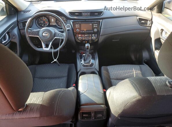 JN8AT2MT2HW134873 2017 NISSAN ROGUE Серый Вид панели приборов