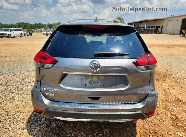 JN8AT2MT2HW148949 2017 NISSAN ROGUE Gray Widok z tyłu