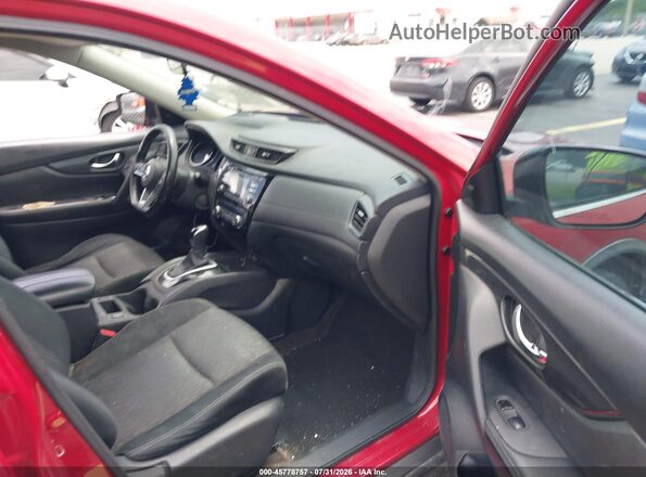 JN8AT2MT2HW392973 2017 NISSAN ROGUE Red Vista interior delantera