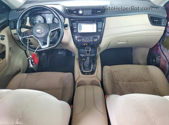 JN8AT2MT2HW397025 2017 NISSAN ROGUE Красный Вид панели приборов