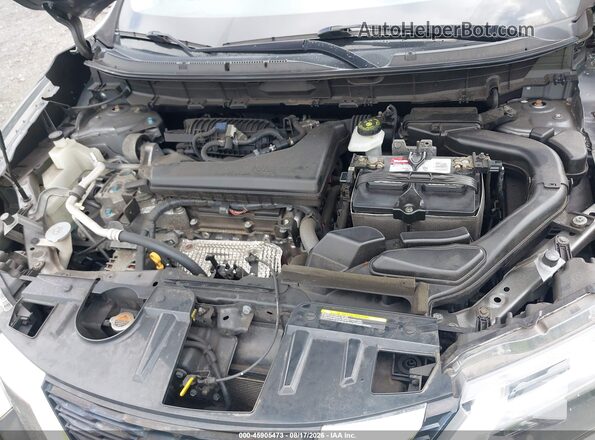 JN8AT2MT3HW140262 2017 NISSAN ROGUE Gray Widok z tyłu