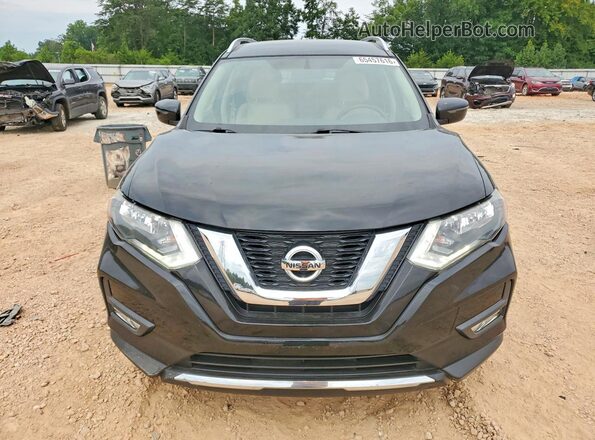 JN8AT2MT3HW143081 2017 NISSAN ROGUE Black Вид спереду