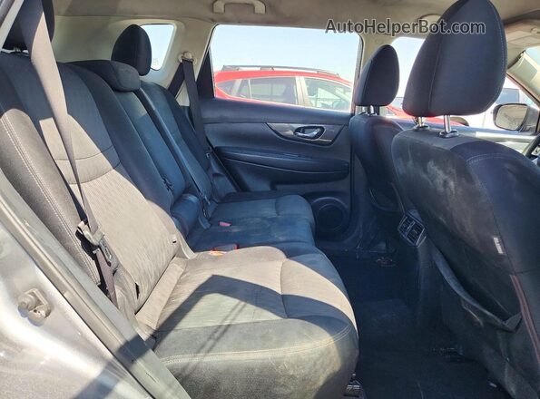 JN8AT2MT3HW147258 2017 NISSAN ROGUE Gray 