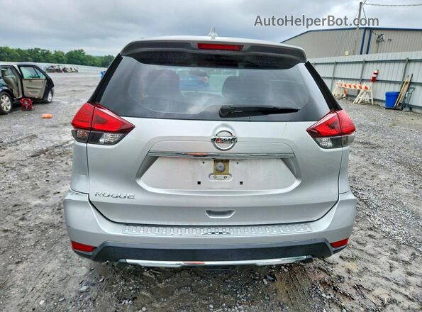 JN8AT2MT3HW390004 2017 NISSAN ROGUE Silver Widok z tyłu
