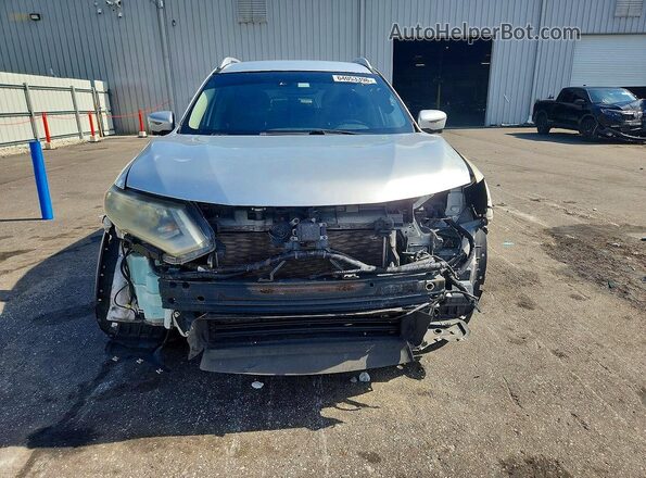 JN8AT2MT3JW457271 2018 NISSAN ROGUE Silver Front view