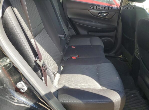 JN8AT2MT3LW031387 2020 NISSAN ROGUE Black Rear seats view