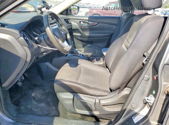 JN8AT2MT4HW134549 2017 NISSAN ROGUE Gray Front interior view