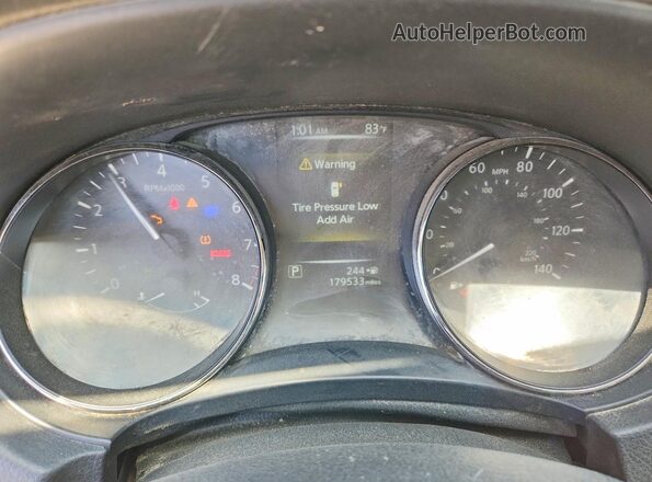 JN8AT2MT4HW141288 2017 NISSAN ROGUE Белый Вид щитка приборов