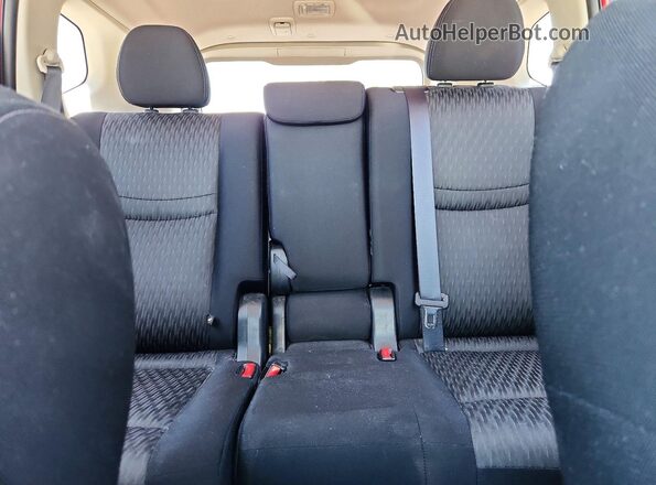 JN8AT2MT4HW390030 2017 NISSAN ROGUE Red Вид задніх сидінь