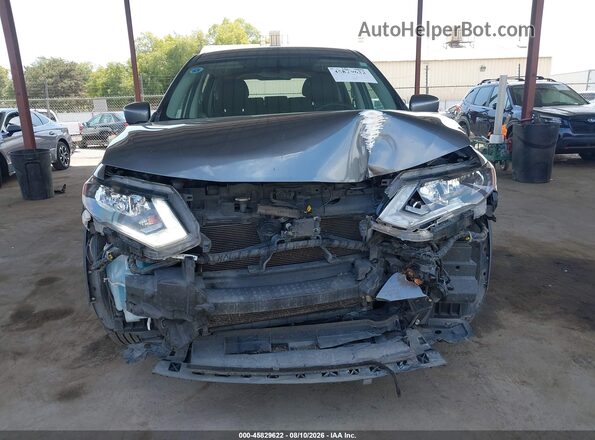 JN8AT2MT4HW408204 2017 NISSAN ROGUE Серый Вид спереди