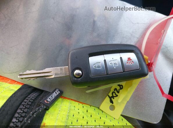 JN8AT2MT4HW408204 2017 NISSAN ROGUE Серый Вид панели приборов