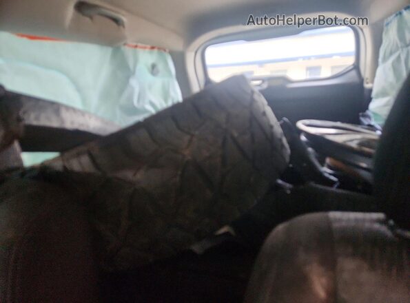 JN8AT2MT4LW013982 2020 NISSAN ROGUE Gray Widok tylnych siedzeń
