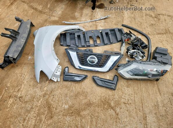 JN8AT2MT4LW038316 2020 NISSAN ROGUE Silver VIN sticker view