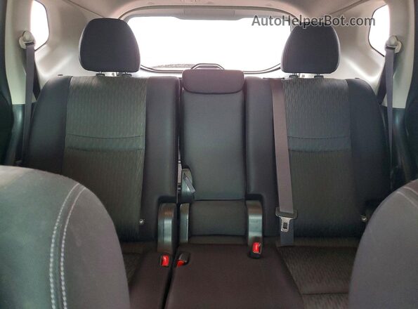JN8AT2MT5HW390862 2017 NISSAN ROGUE Gray Вид задніх сидінь
