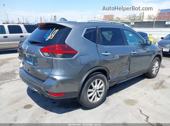 JN8AT2MT5JW450628 2018 NISSAN ROGUE Silver Front view