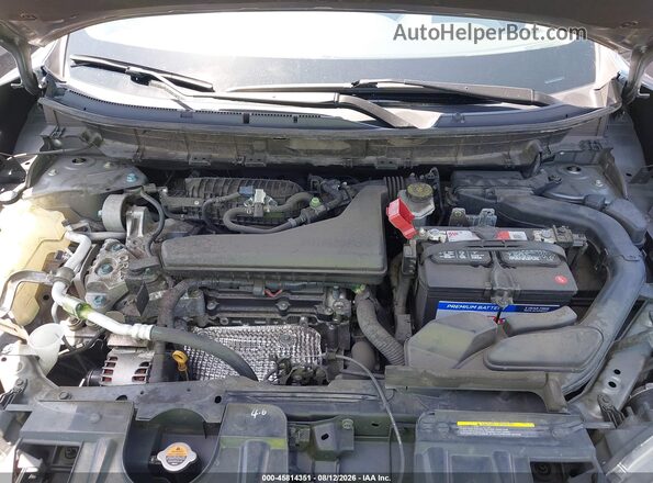 JN8AT2MT5JW450628 2018 NISSAN ROGUE Silver Rear view