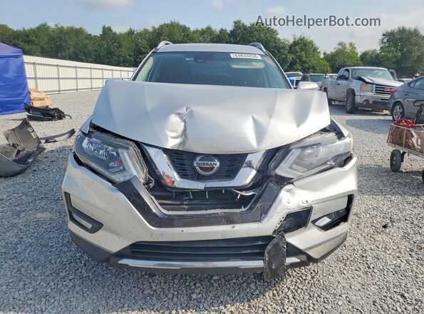 JN8AT2MT6JW461007 2018 NISSAN ROGUE Silver Вид спереду