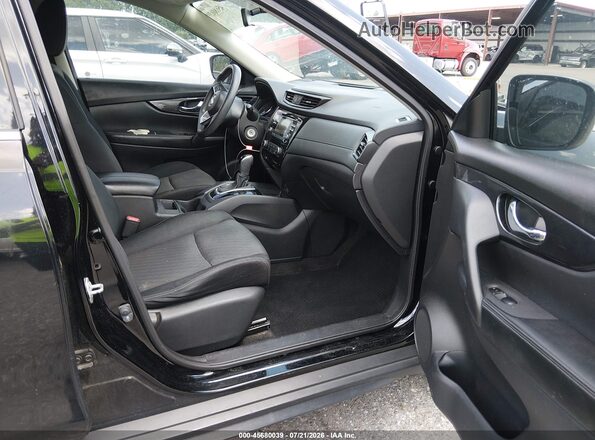 JN8AT2MT7HW383511 2017 NISSAN ROGUE Black Front interior view