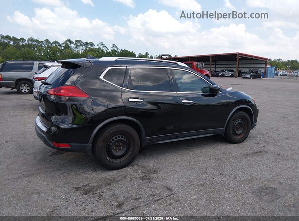 JN8AT2MT7HW383511 2017 NISSAN ROGUE Black Rear interior view