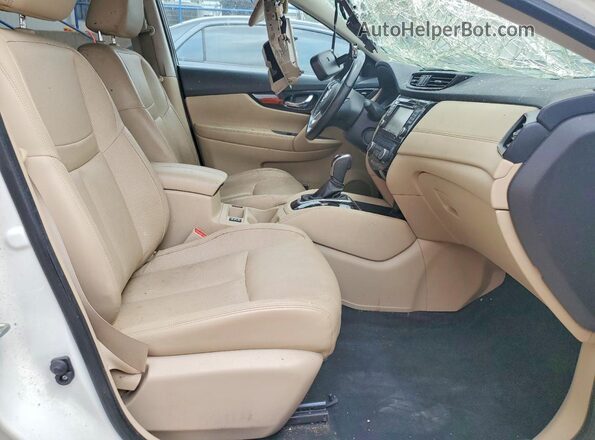 JN8AT2MT7HW404700 2017 NISSAN ROGUE White Widok wnętrza z przodu