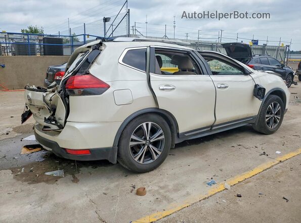 JN8AT2MT7HW404700 2017 NISSAN ROGUE White Tył prawy
