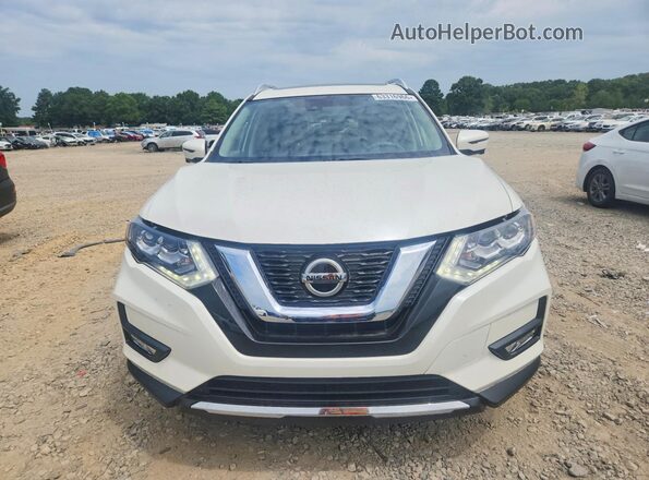 JN8AT2MT7JW490497 2018 NISSAN ROGUE White Widok z przodu