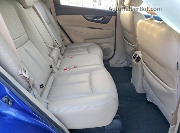 JN8AT2MT8HW146218 2017 NISSAN ROGUE Blue უკანა სავარძლების ხედი