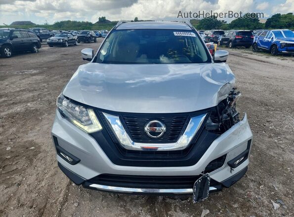 JN8AT2MT8JW456892 2018 NISSAN ROGUE Silver ხელსაწყოთა პანელის ხედი