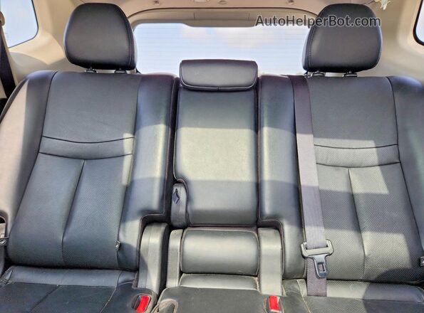JN8AT2MTXHW398536 2017 NISSAN ROGUE Black Հետևի նստատեղերի տեսք