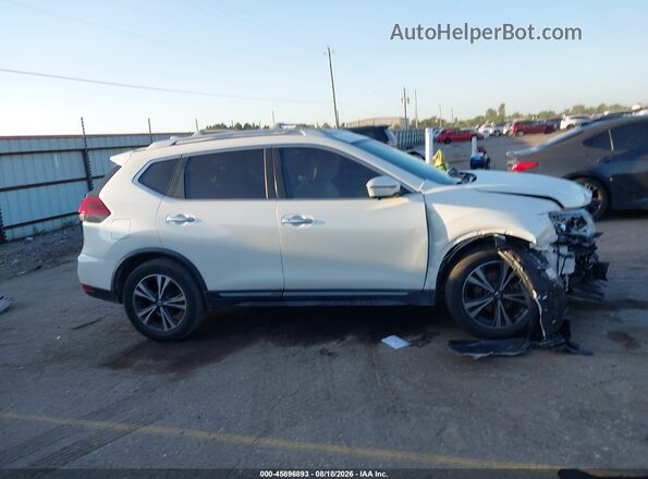 JN8AT2MTXJW454237 2018 NISSAN ROGUE Белый Панорамный вид салона 360°