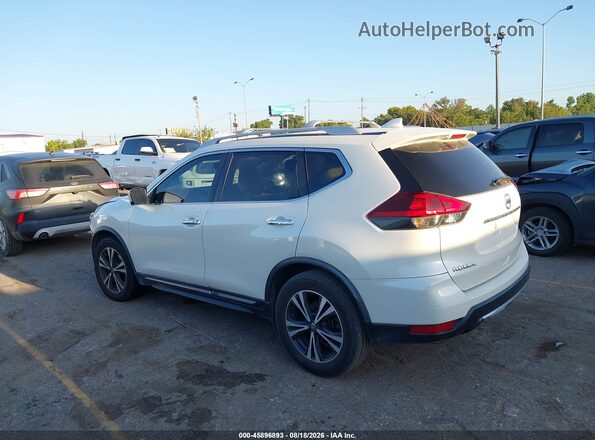 JN8AT2MTXJW454237 2018 NISSAN ROGUE Белый 