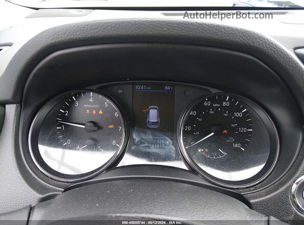 JN8AT2MTXJW463424 2018 NISSAN ROGUE White Widok tylnych siedzeń