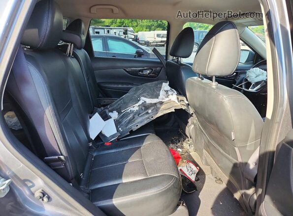 JN8AT2MV0HW280335 2017 NISSAN ROGUE Gray Սալոնի հետևի տեսք