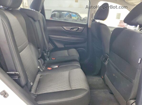 JN8AT2MV0KW370558 2019 NISSAN ROGUE White Вид задньої частини салону