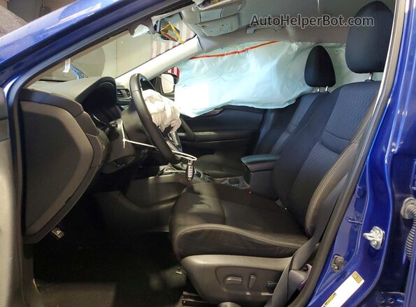 JN8AT2MV0LW124658 2020 NISSAN ROGUE Синий Вид салона спереди