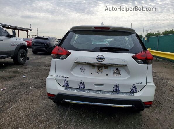 JN8AT2MV1HW009736 2017 NISSAN ROGUE White Widok z tyłu