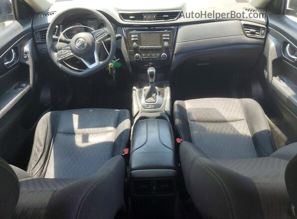 JN8AT2MV1HW010823 2017 NISSAN ROGUE Blue Առջևի վահանակի տեսք