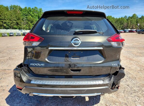 JN8AT2MV1HW015763 2017 NISSAN ROGUE Зеленый Вид сзади