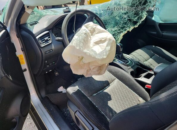 JN8AT2MV1HW257937 2017 NISSAN ROGUE Silver 