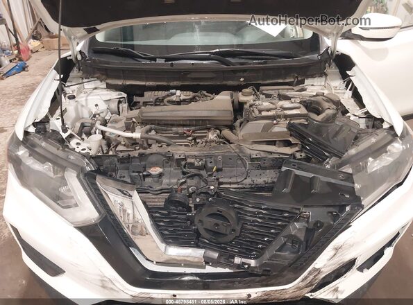 JN8AT2MV1HW259199 2017 NISSAN ROGUE White Вид ззаду