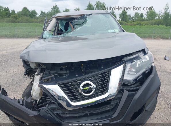JN8AT2MV1HW263334 2017 NISSAN ROGUE Серый Вид задней части салона