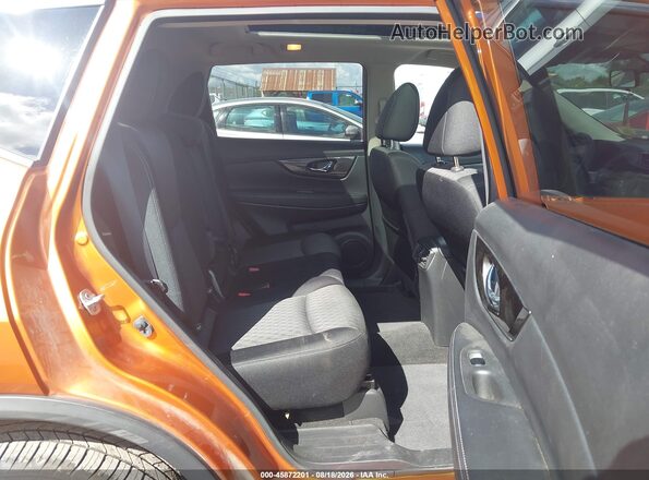 JN8AT2MV1JW340970 2018 NISSAN ROGUE Orange Вид наклейки з VIN-кодом