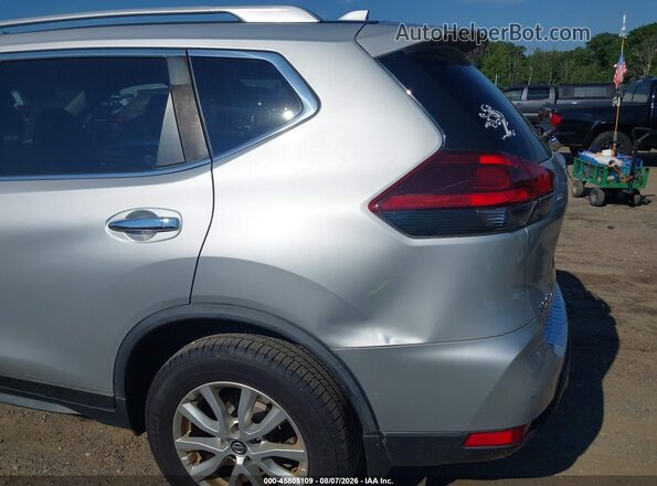 JN8AT2MV1JW351628 2018 NISSAN ROGUE Silver 