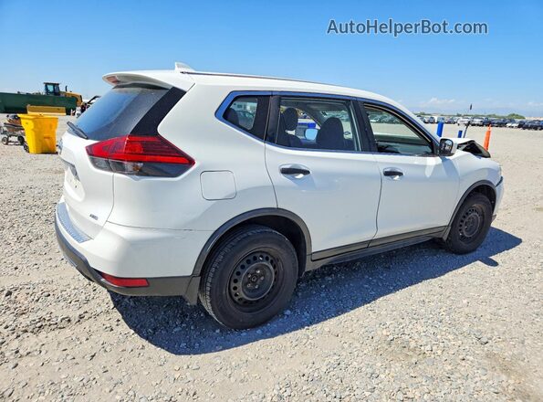 JN8AT2MV2HW012998 2017 NISSAN ROGUE Белый Задняя правая четверть
