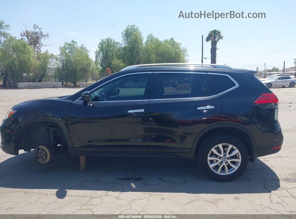 JN8AT2MV2HW019952 2017 NISSAN ROGUE Черный 