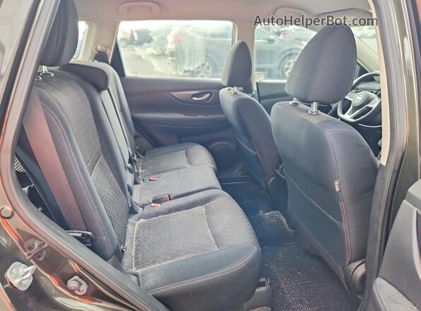 JN8AT2MV2HW021054 2017 NISSAN ROGUE Gray Սալոնի հետևի տեսք