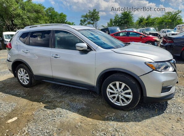 JN8AT2MV2HW022169 2017 NISSAN ROGUE Серебряный Передняя правая четверть