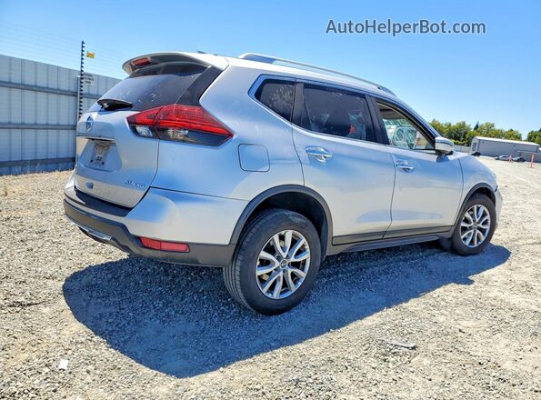 JN8AT2MV2HW271717 2017 NISSAN ROGUE Silver უკანა მარჯვენა